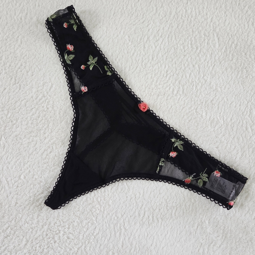 New!!! Freya ✨️ Very Sexy Black Floral Embroidered Women's Thong Size L